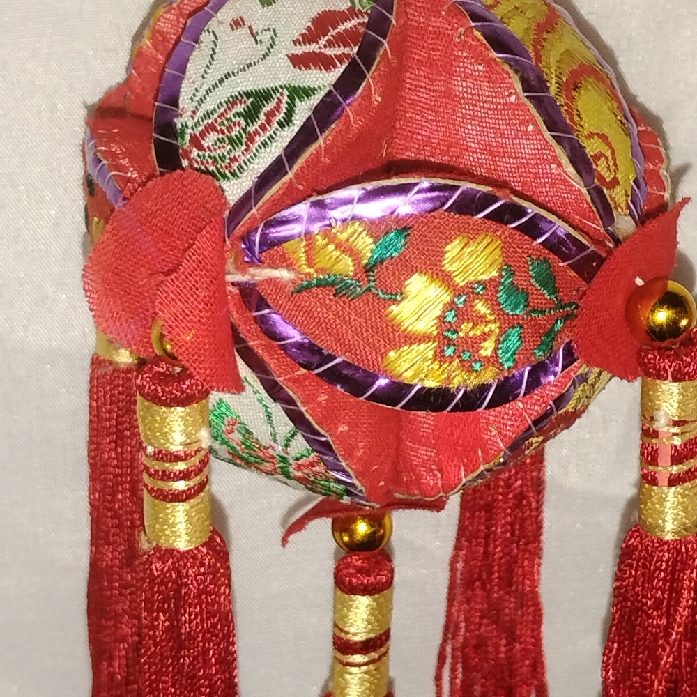 Hand stitch Chinese lovers throwing ball tassels multi color vintage lots detail - Picture 3 of 10
